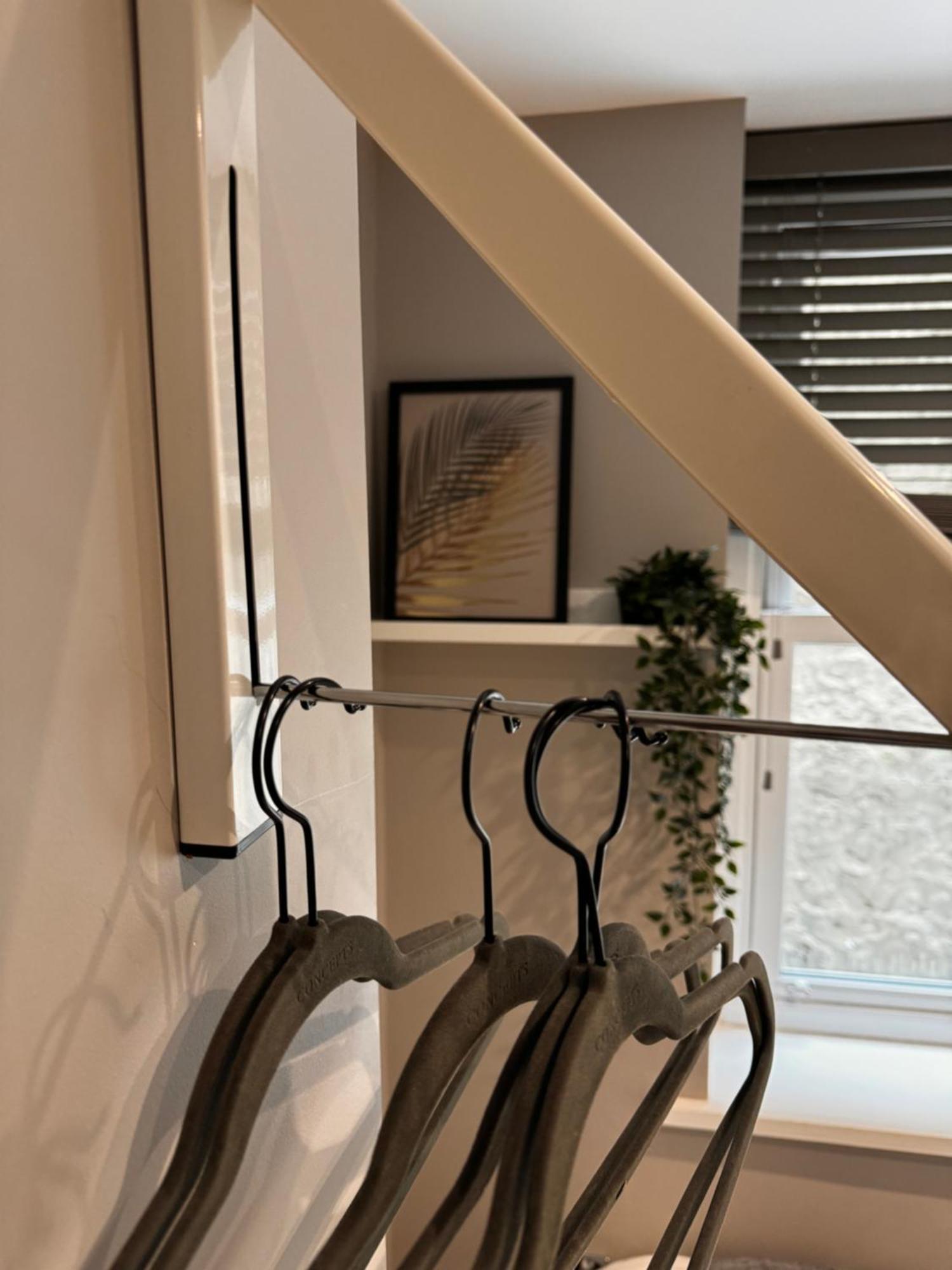 Beautiful Brighton Apartment, 5Min Walk To Beach Екстер'єр фото